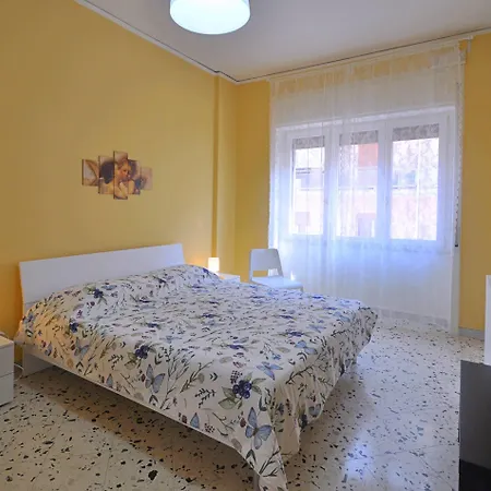 Manzo 11 Panzió Salerno